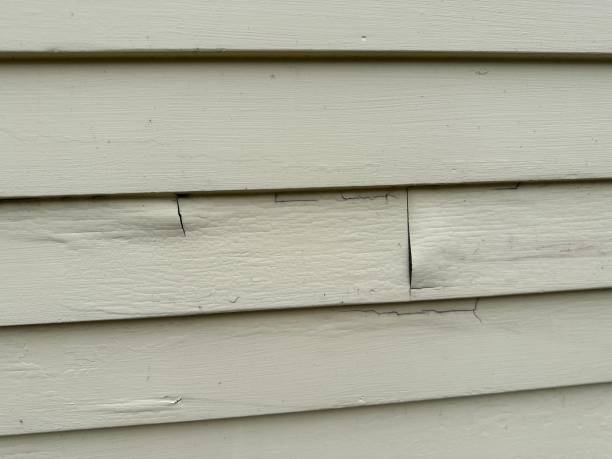 How To Choose The Right Materials for Your Siding Installation in 'Conashaugh Lakes, PA